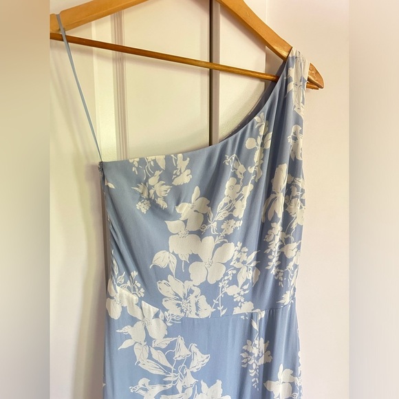 NEW Reformation Evelyn Maxi Dress One Shoulder Side Slit Aliso Blue Floral  sz 4 - Picture 13 of 15